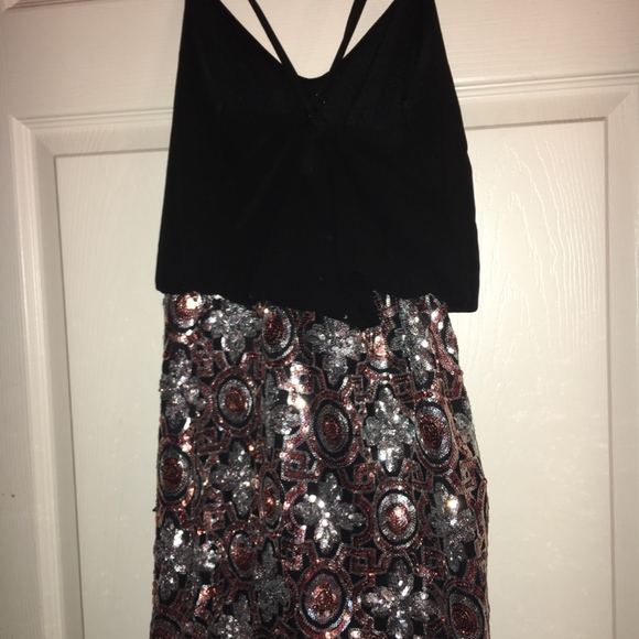Black and Sequin mini dress, size 0, worn once! - Picture 2 of 2
